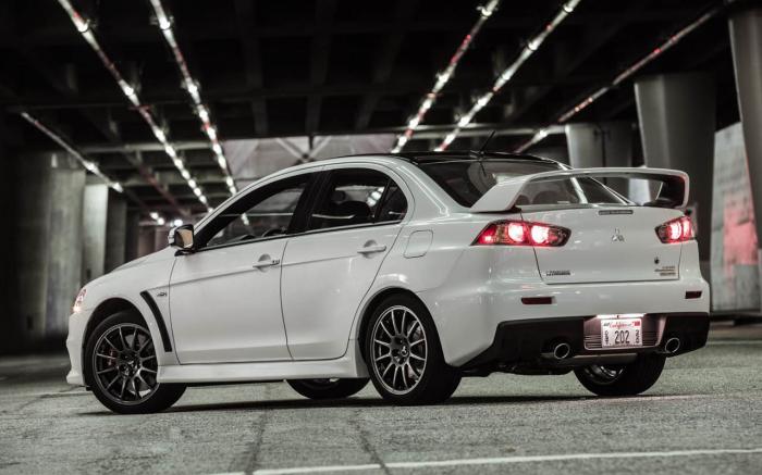 mitsubishilancerevolutionfinaledition02