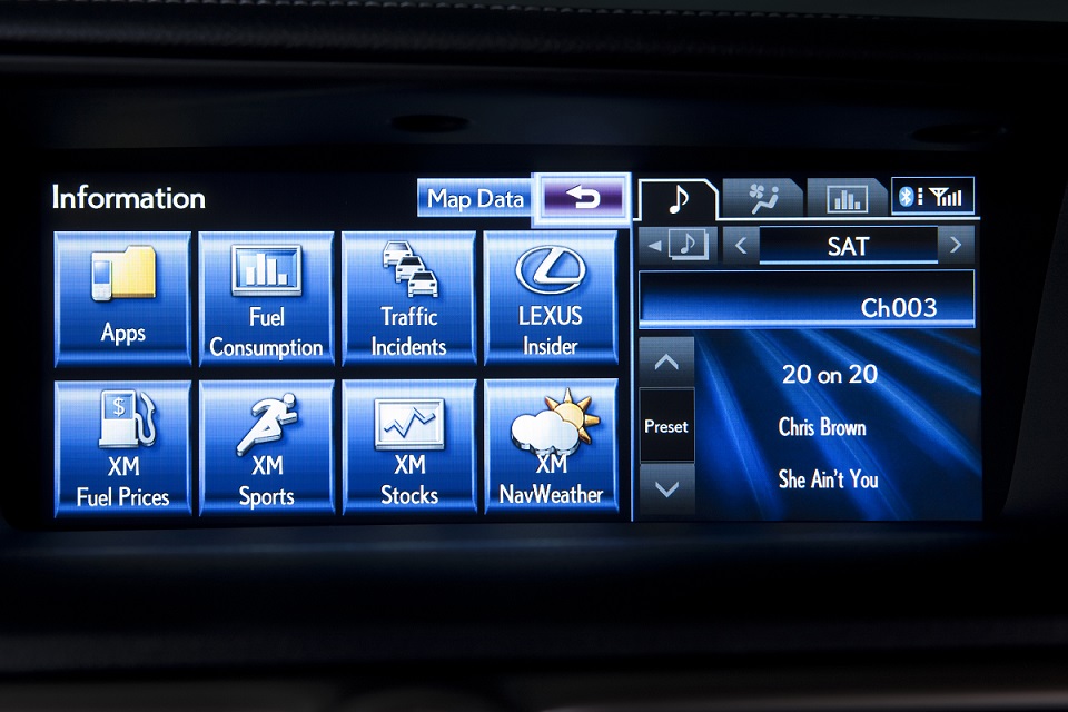 2014_lexus_gs_450h_022