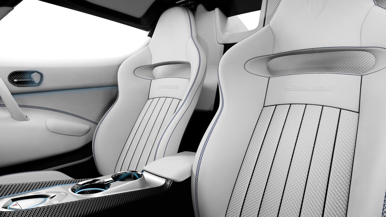 regera-inside-koenigsegg (2)