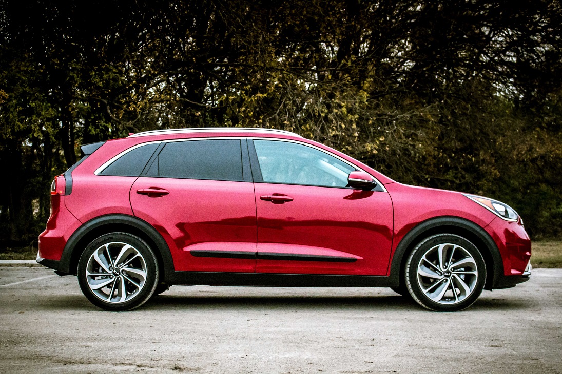 2017-kia-niro-