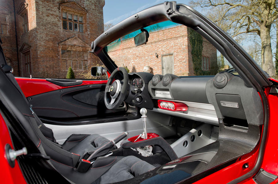 lotus-elise-sprint-220-interior-med-res-9