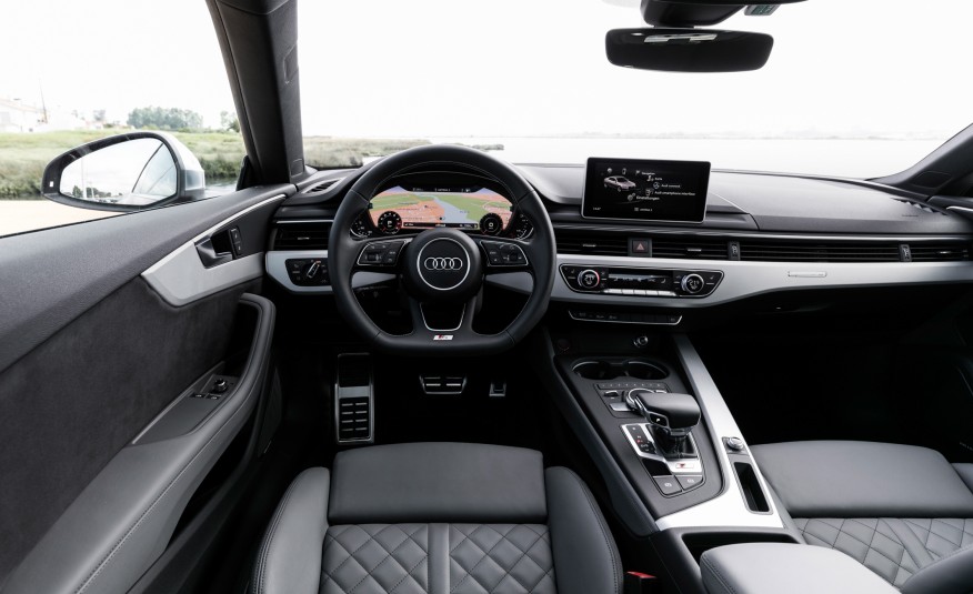 2018-Audi-S5-interior