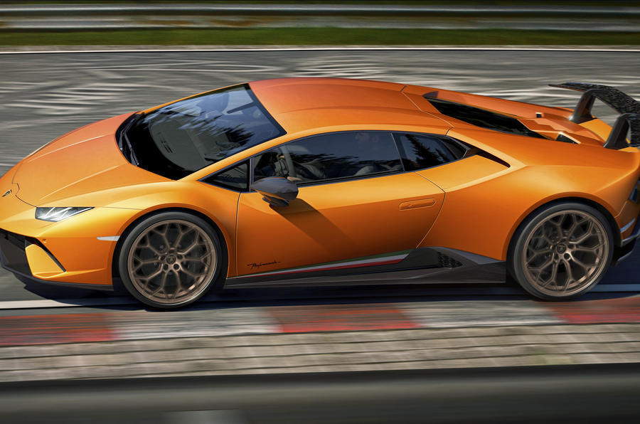 3 – Lamborghini Huracan Performante - (1)