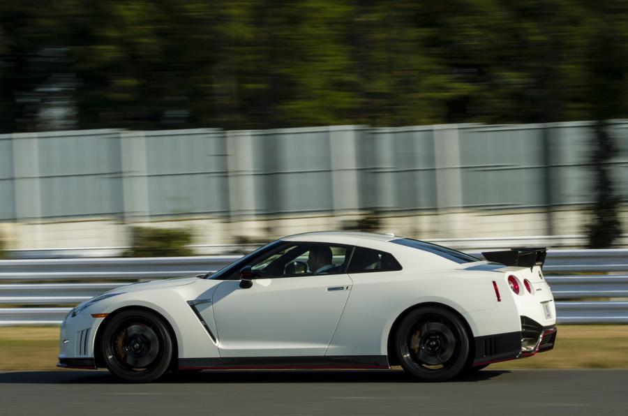 7 – Nissan GT-R Nismo - (2)