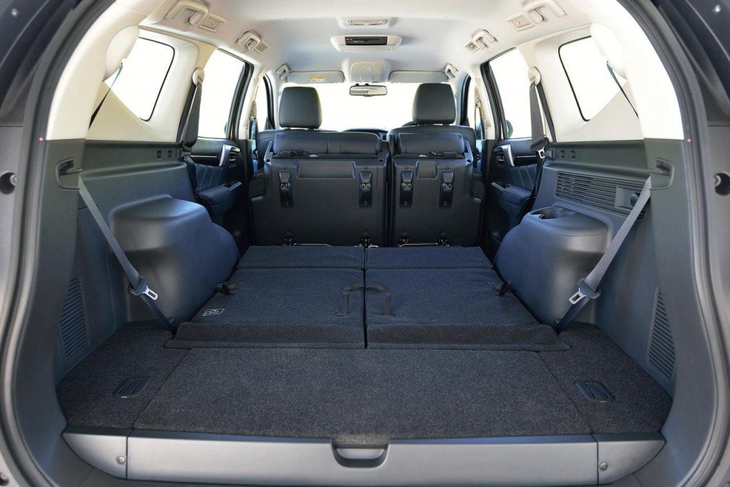 Mitsubishi-Pajero-Sport.int
