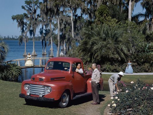 1950-Ford-F-1-truck-