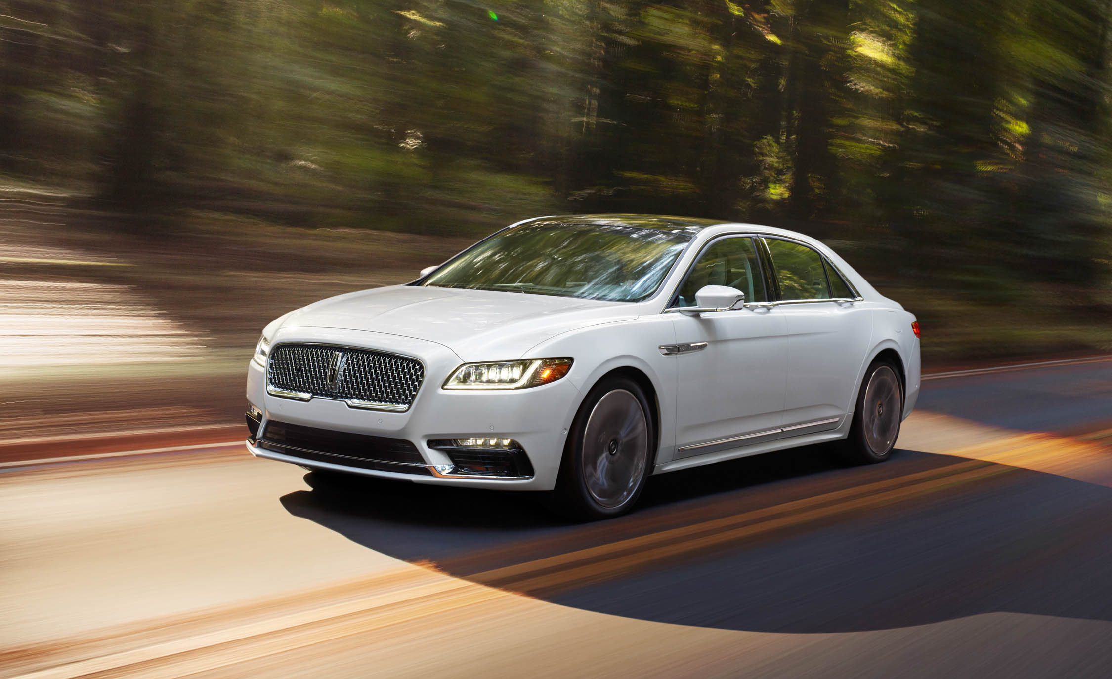 2017-Lincoln-Continental-4