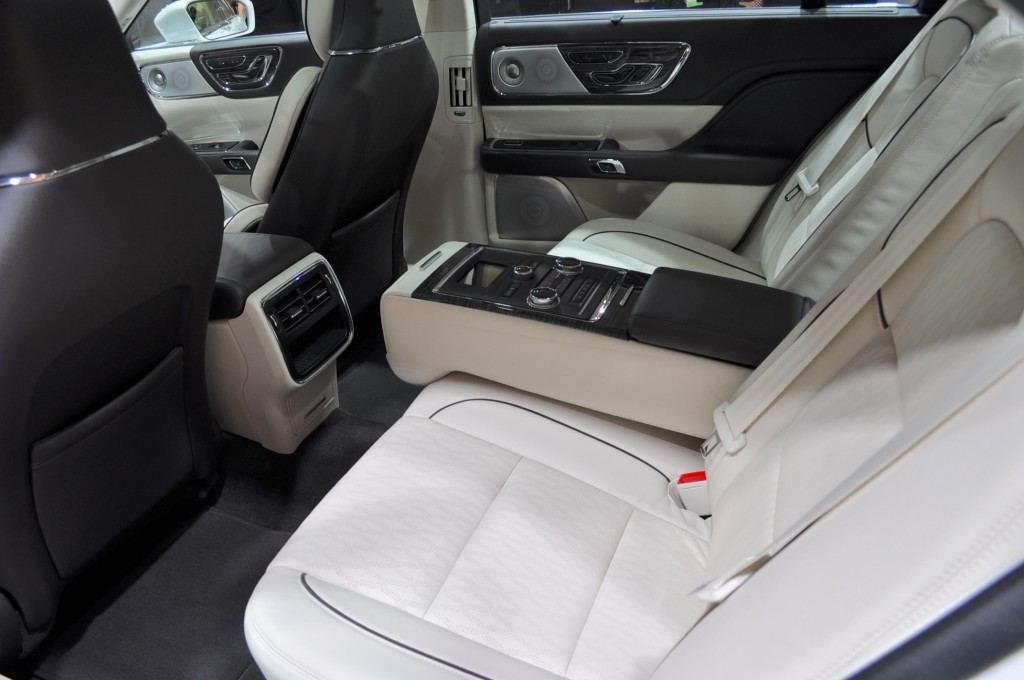 2017-lincoln-continental_2