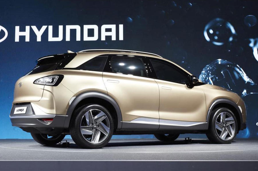 170817-hyundai-motors-next-gen-fuel-cell-suv_6