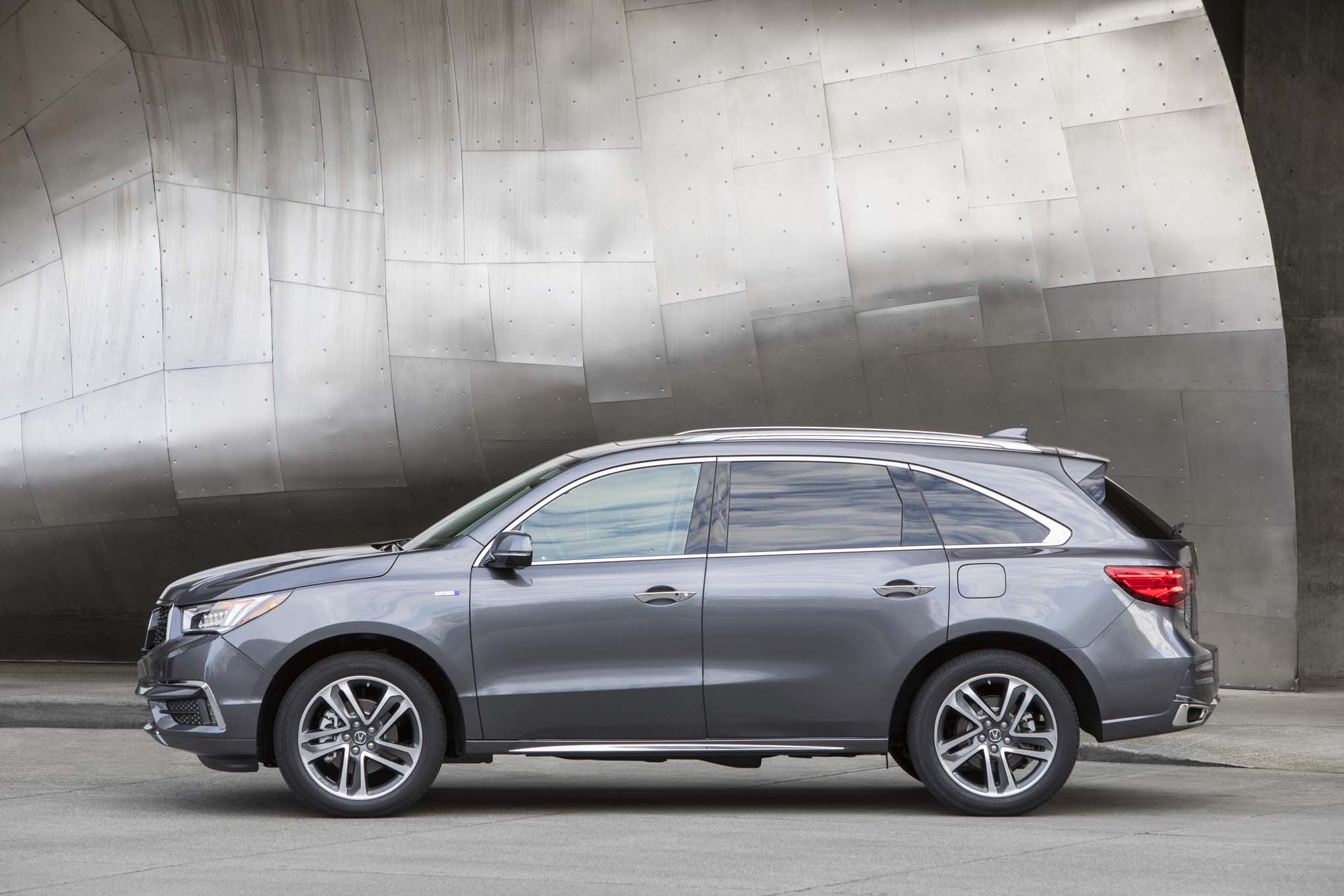 2017-Acura-MDX-Hybrid-