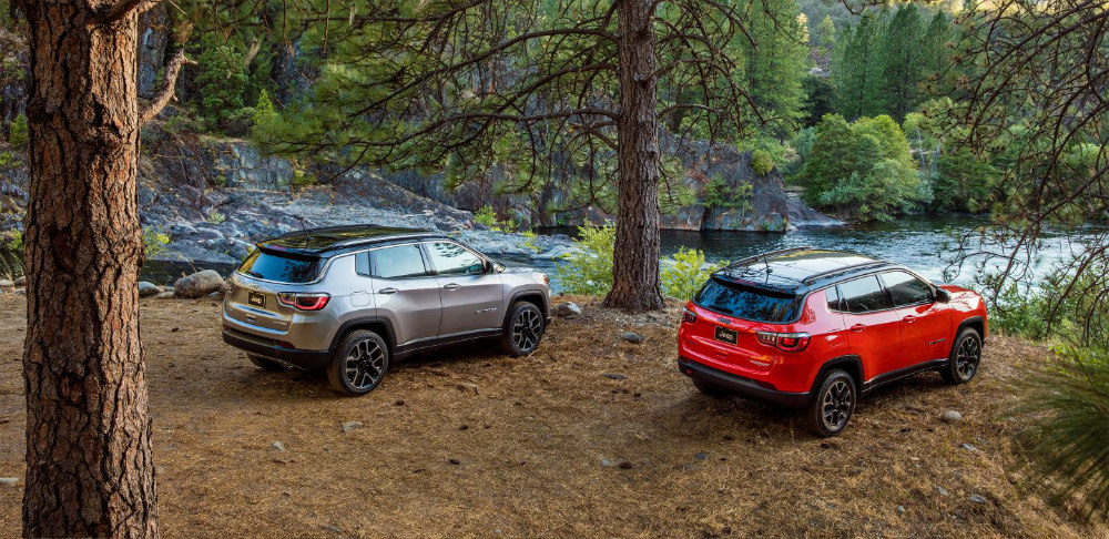 2017-Jeep-Compass-3