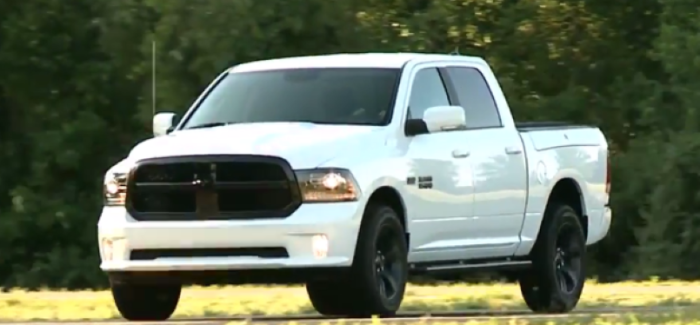 2017-Dodge-Ram-1500-Crew-Night-1-700x325