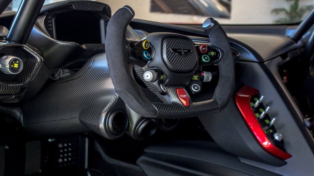 first-aston-martin-vulcan-delivered-in-the-united-states_100536962_l