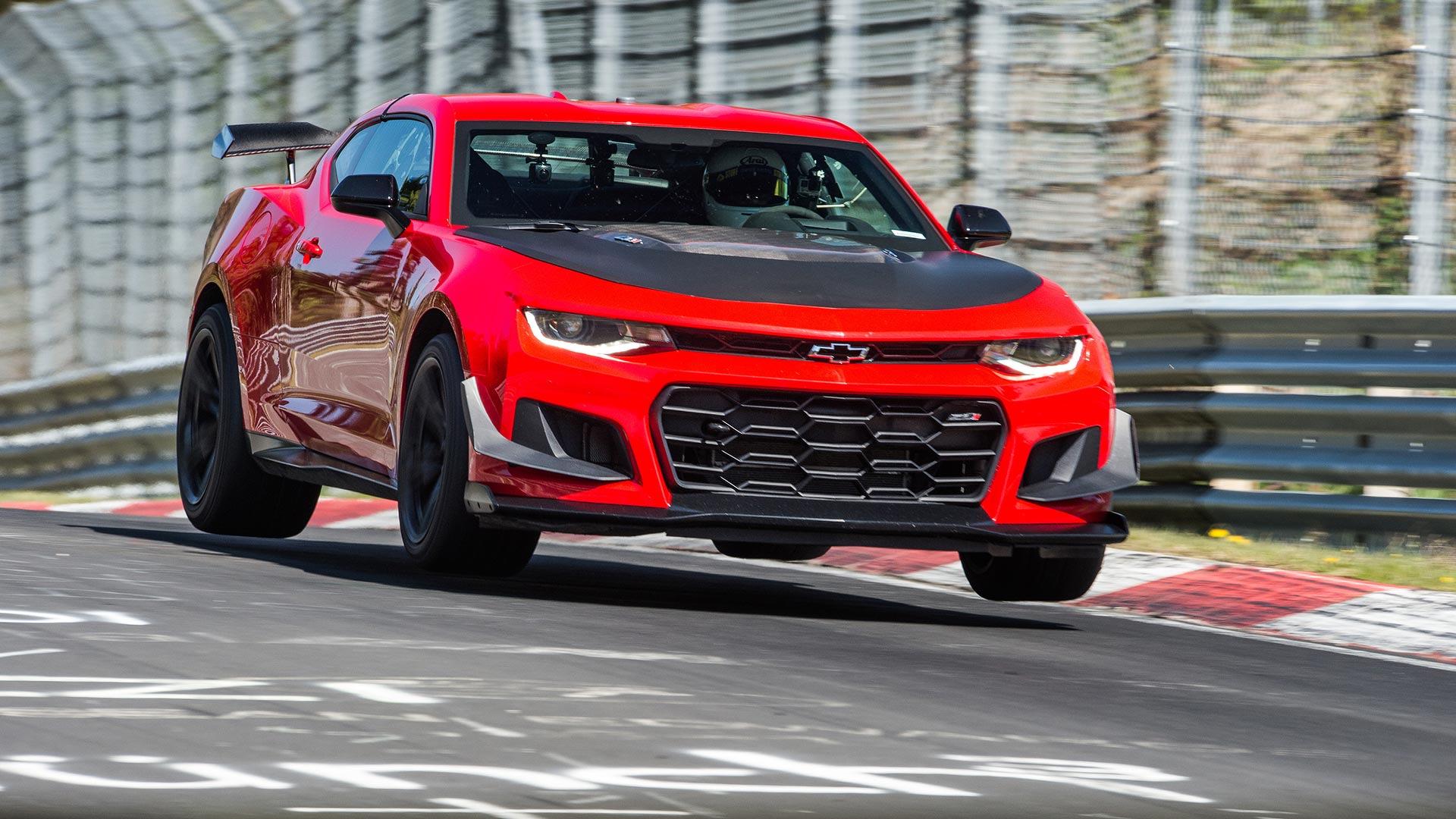2018-chevy-camaro-zl1-1le