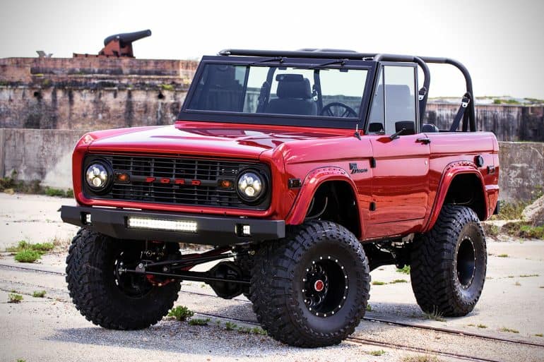 Ford quiere hacerle una zancadilla al Jeep Gladiator con un peculiar Bronco