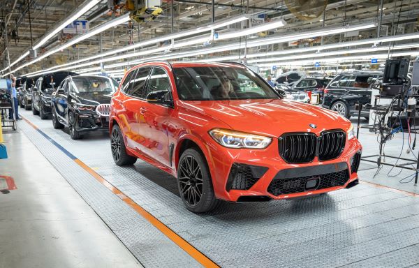 P90391233_highRes_the-5-millionth-bmw-