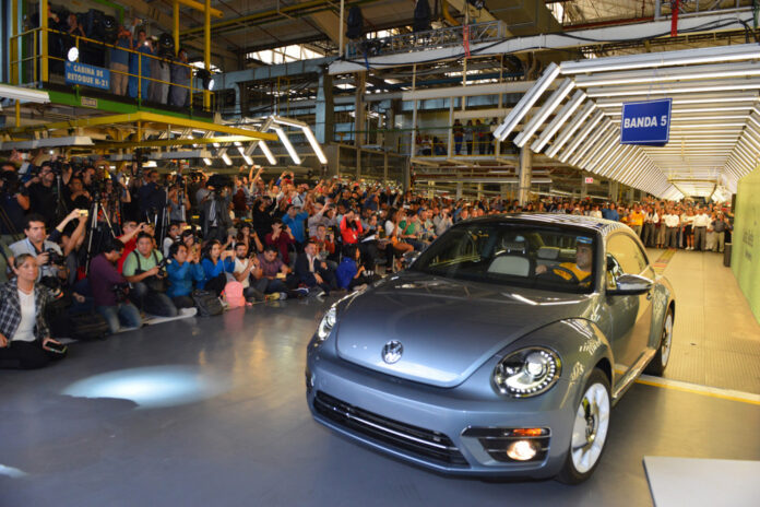 volkswagen-beetle_100707526_l