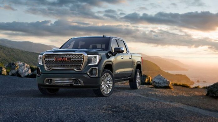 2020-GMC-Sierra-Denali-035
