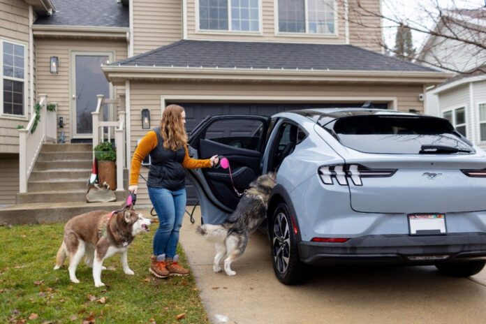 Kallie_FordPowerPromise_Dec2024__092_V1