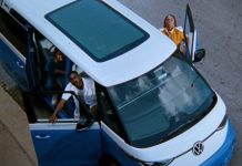 EE.UU. Volkswagen reinventa su icónica campaña antes del Super Bowl: «Se buscan conductores»
