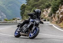 ¿Cuáles son las 5 motocicletas más recomendables para recorrer carreteras de montaña?